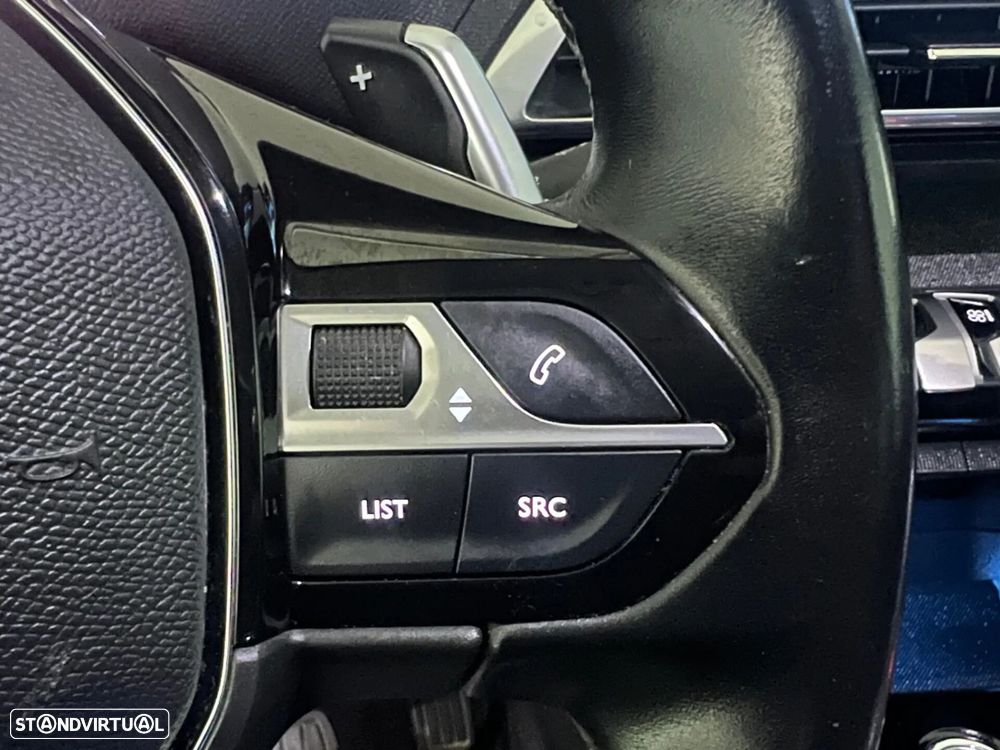 Peugeot 3008 1.2 PureTech Allure Pack EAT8 - 19
