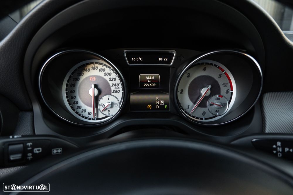 Mercedes-Benz CLA 200 (CDI) d 7G-DCT Urban - 17