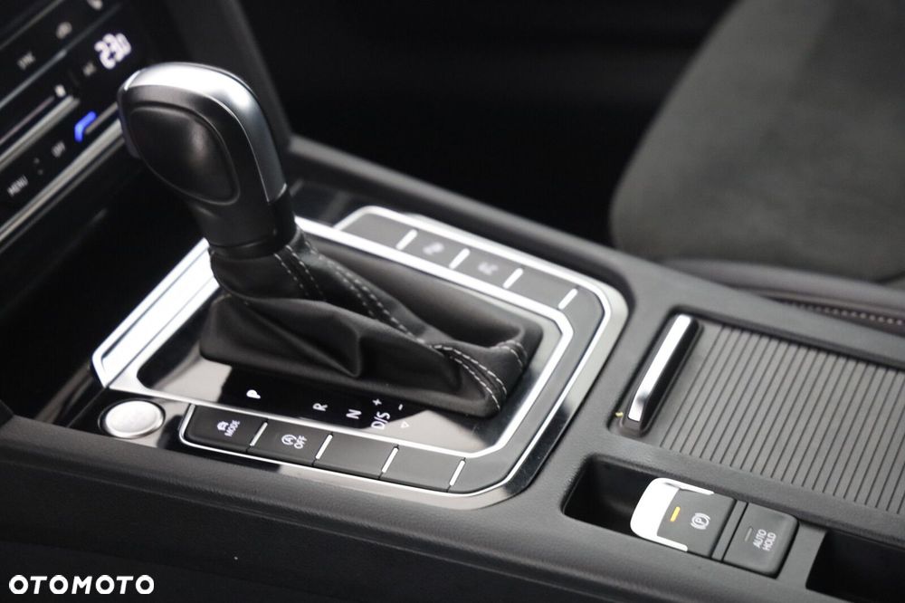 Volkswagen Arteon Shooting Brake 2.0 TDI 4Motion R-Line DSG - 20
