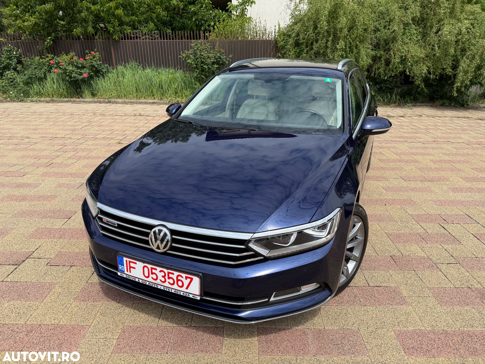 Volkswagen Passat Variant 2.0 TDI DSG 4Motion Highline - 3