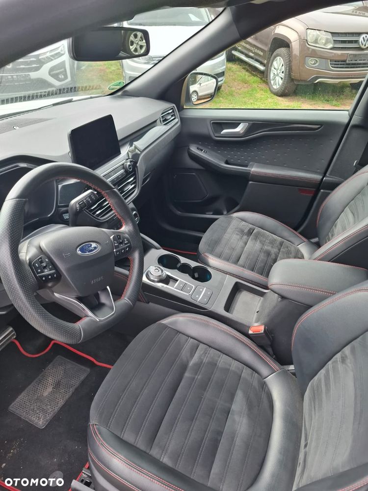Ford Kuga - 9