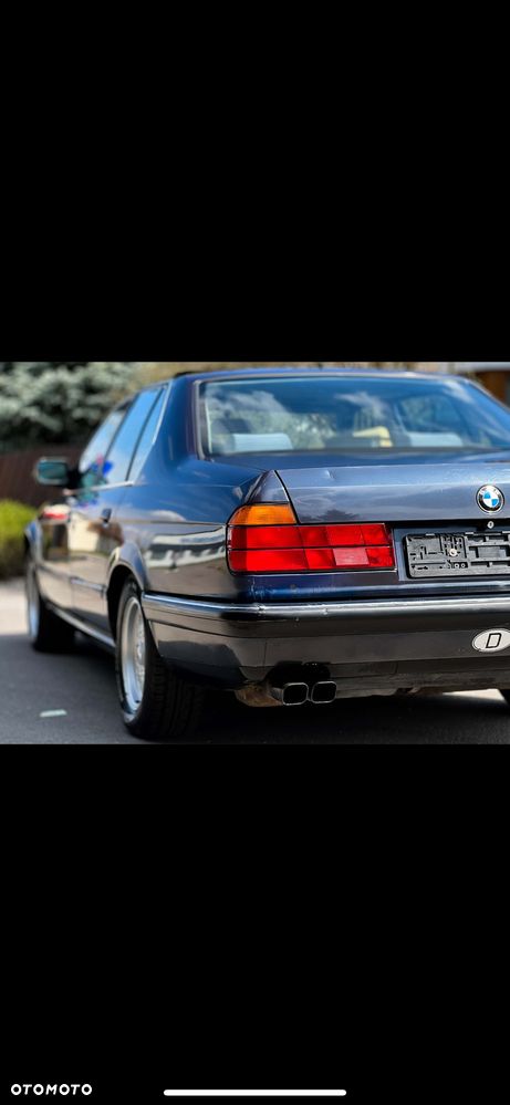 BMW Seria 7 750i - 5