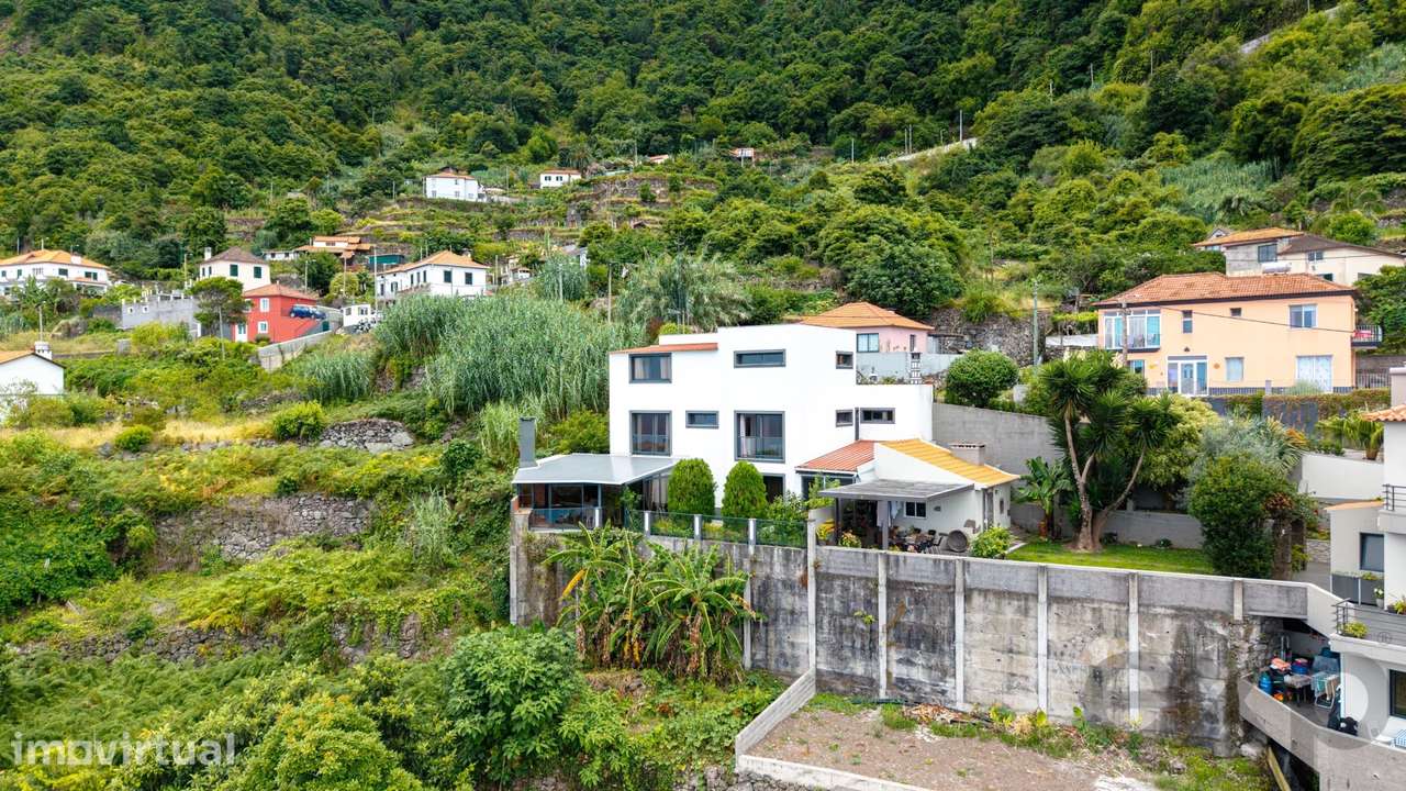 Excelente moradia 5 assoalhadas, Ponta Delgada - Grande imagem: 2/50