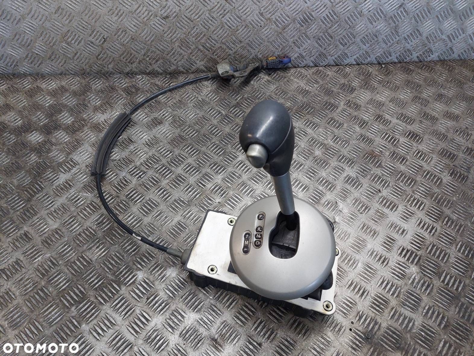 LEWAREK ZMIANY BIEGÓW AUTOMAT LINKA MEGANE II 2.0 B AUTOMAT 8200105026 - 1