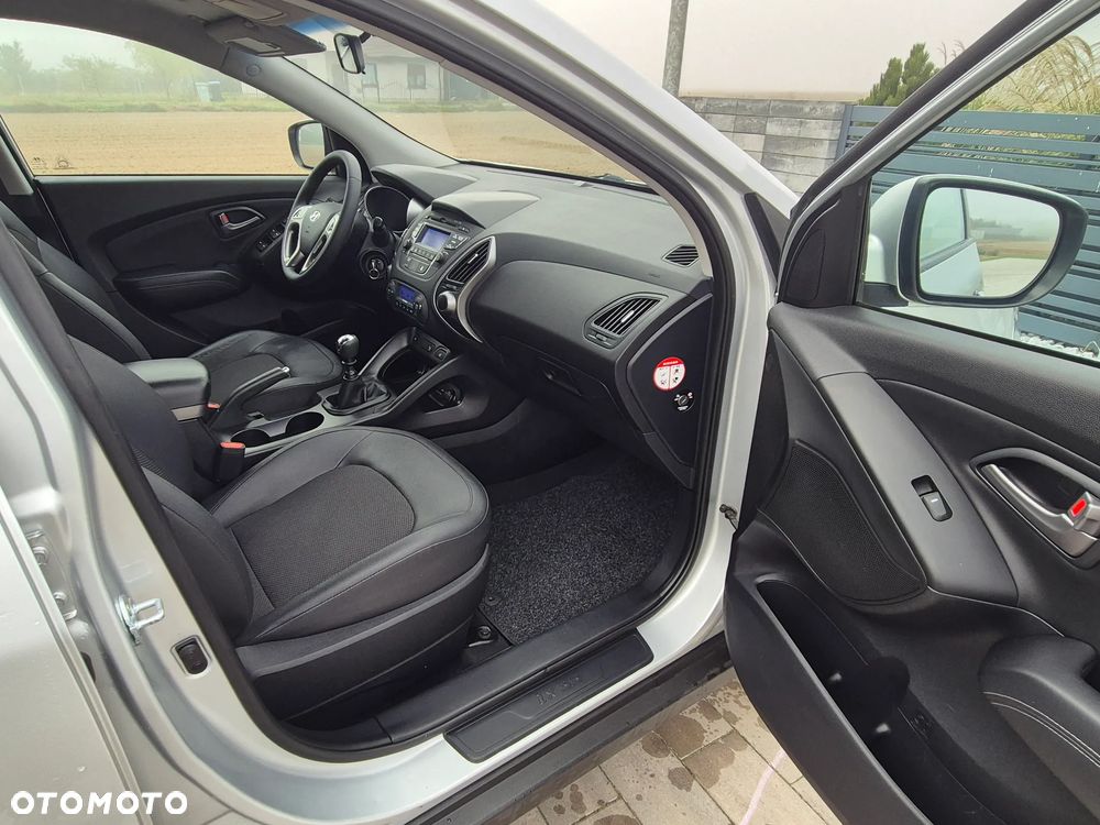 Hyundai ix35 1.6 2WD blue Style - 14