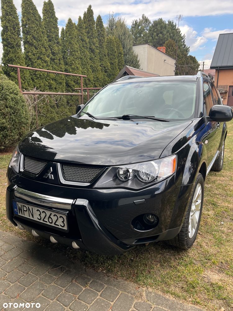 Mitsubishi Outlander 2.4 4WD CVT Intense - 1