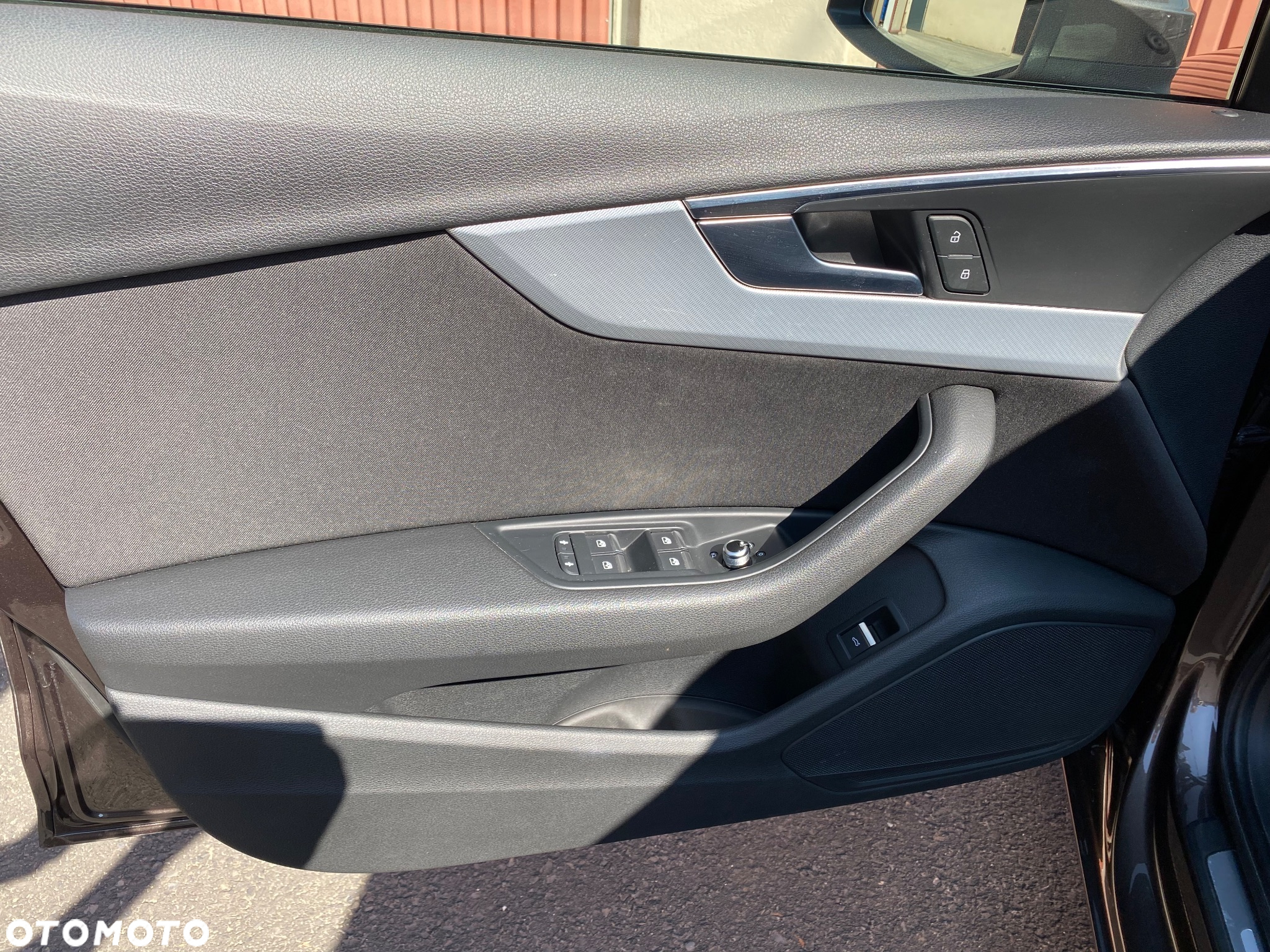 Audi A4 2.0 TDI Design S tronic - 12