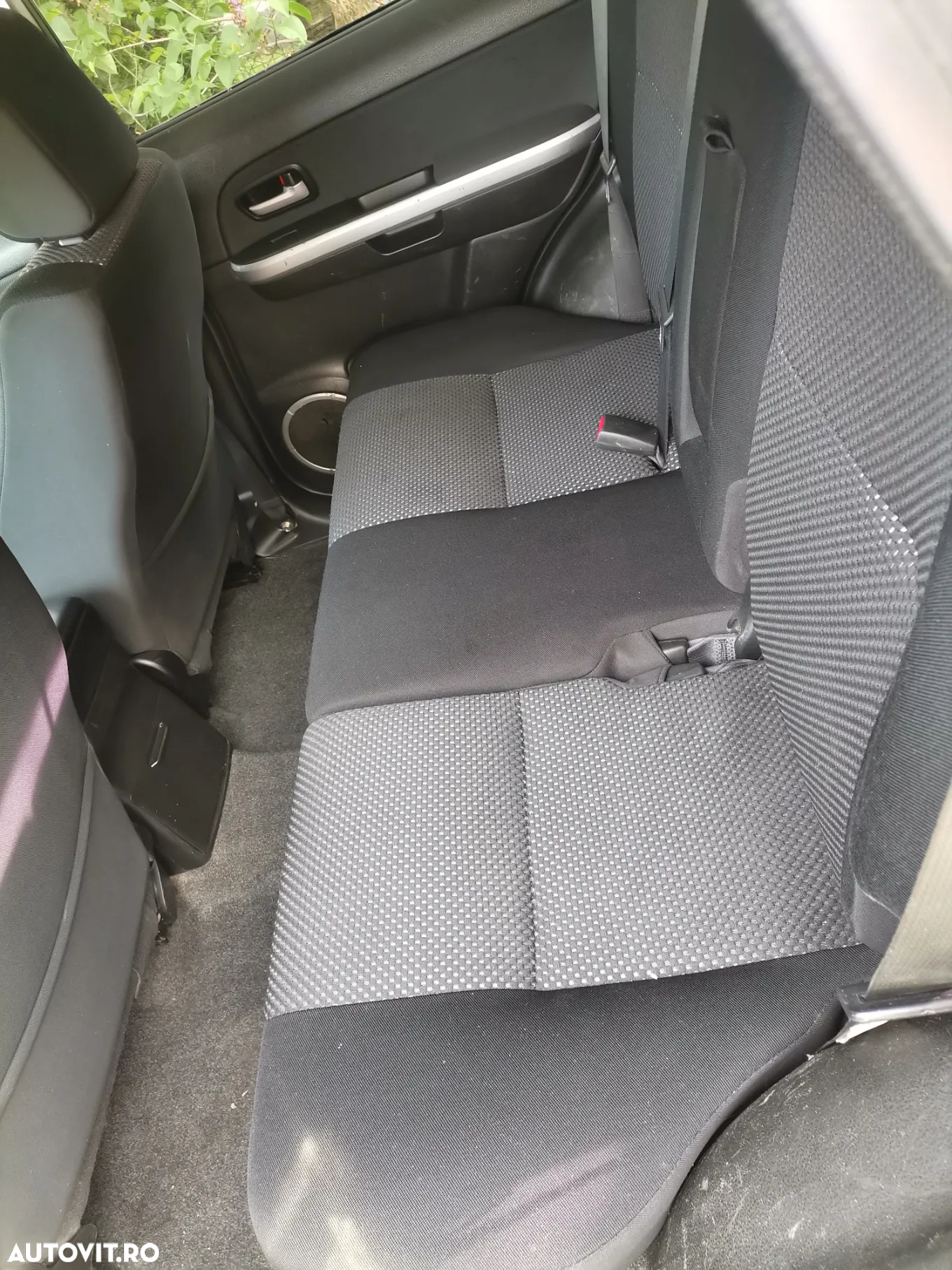 Suzuki Grand Vitara 1.9 DDiS Comfort - 10