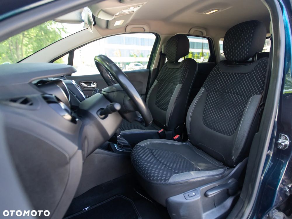 Renault Captur - 21