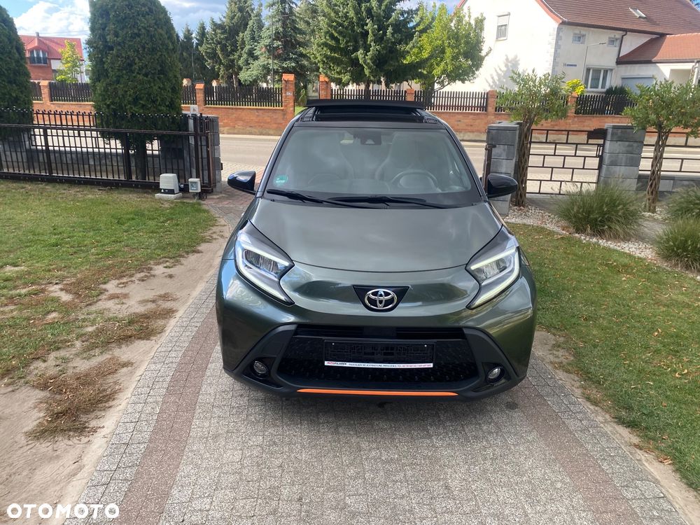 Toyota Aygo X 1.0 VVT-i JBL Edition X-shift - 11