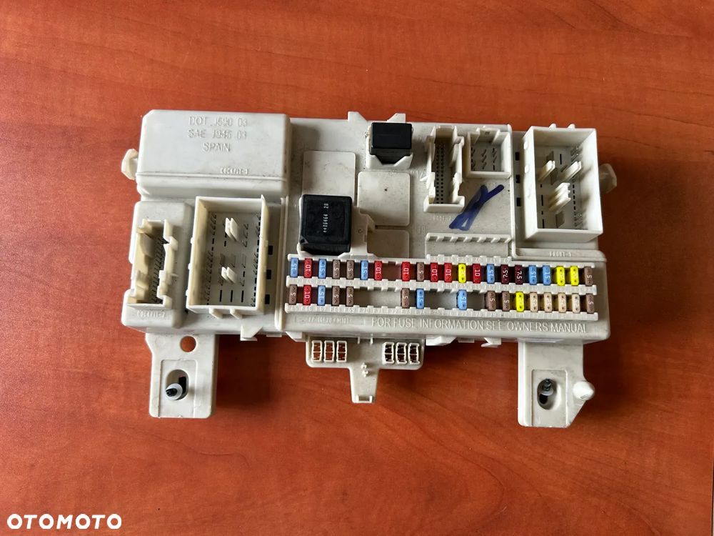 VOLVO C30 S40 C70 V50 SKRZYNKA MODUŁ BSI 30765015