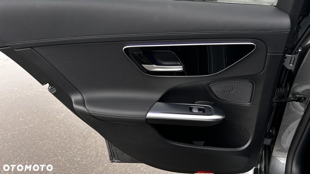 Mercedes-Benz Klasa C - 26