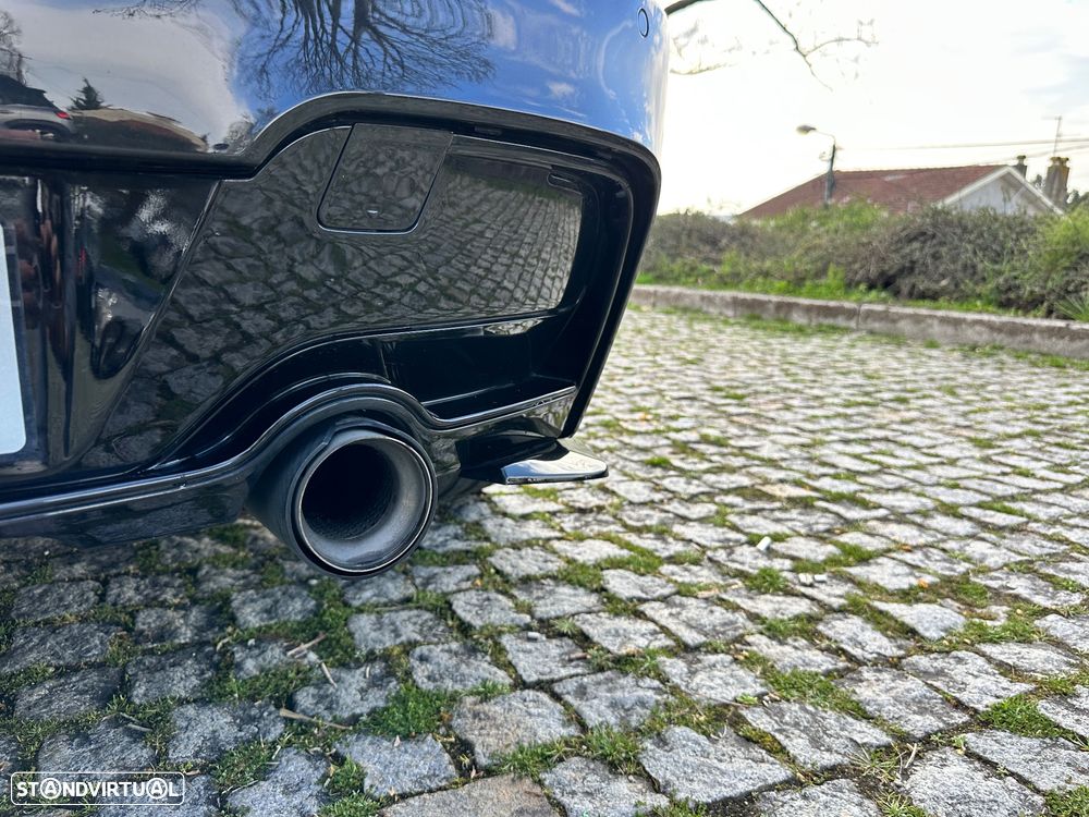 BMW 116 d Pack M - 19