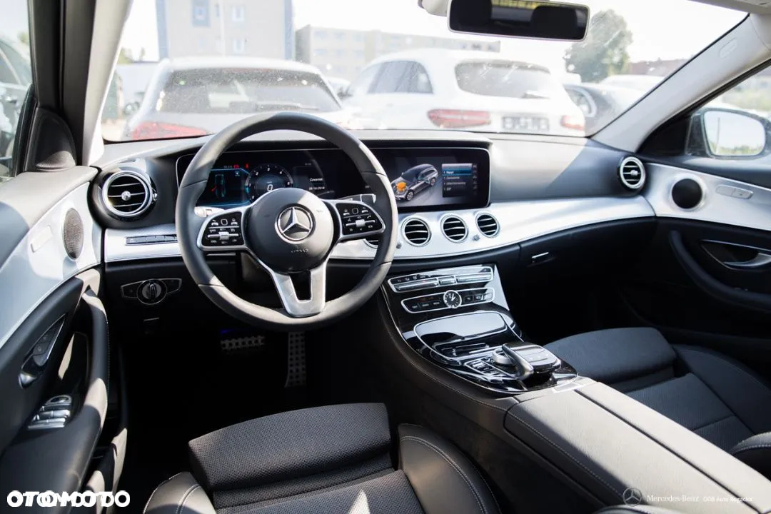 Mercedes-Benz Klasa E 220 d 4-Matic All-Terrain - 11