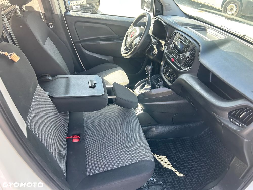Fiat DOBLO - 8