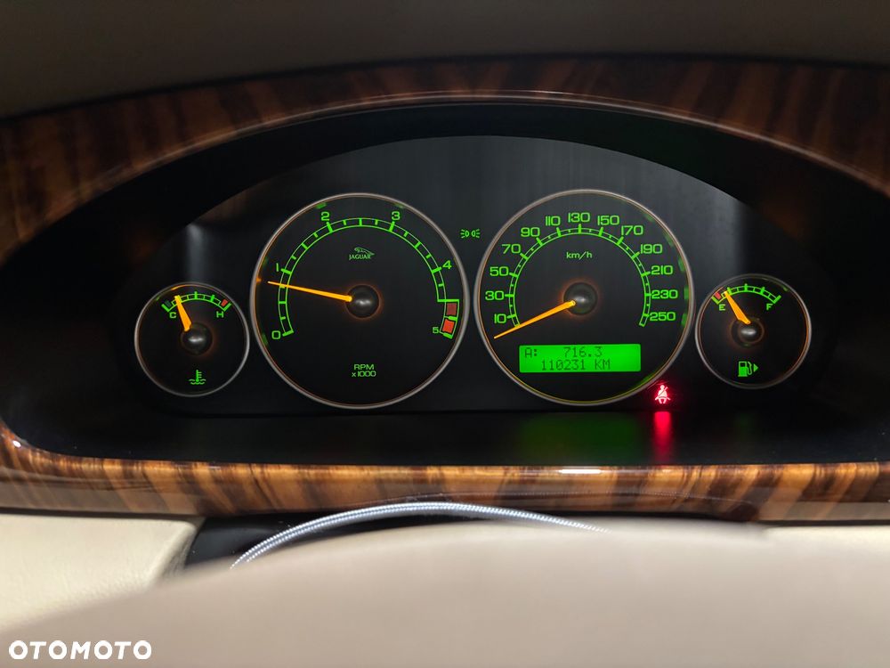 Jaguar X-Type 2.0 D Executive - 8