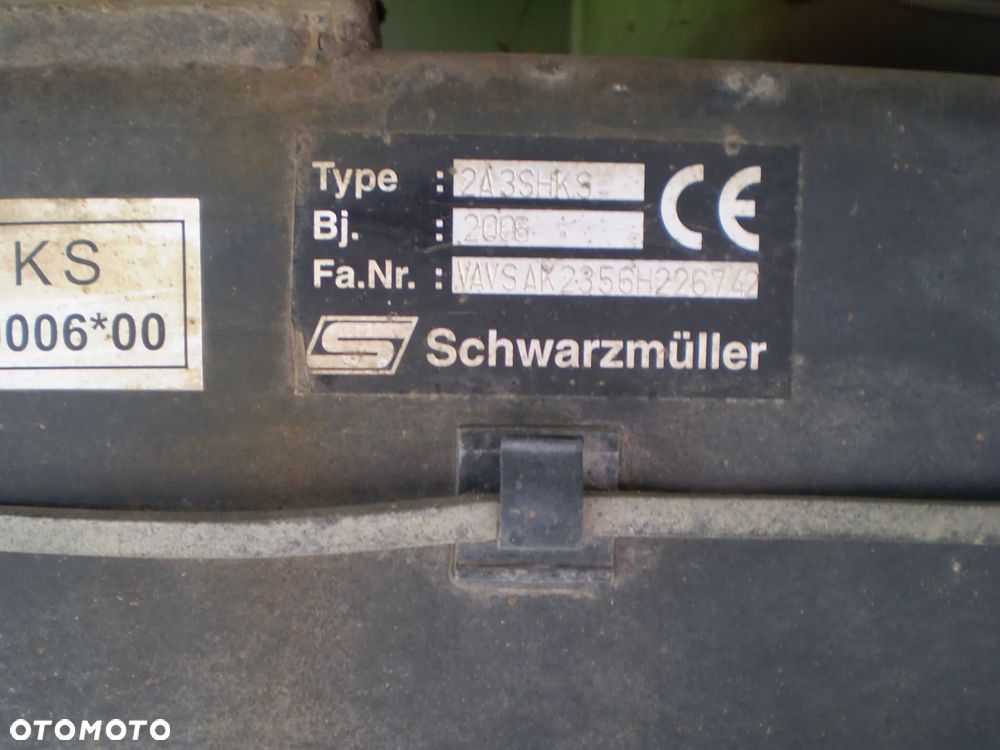Schwarzmuller - 10