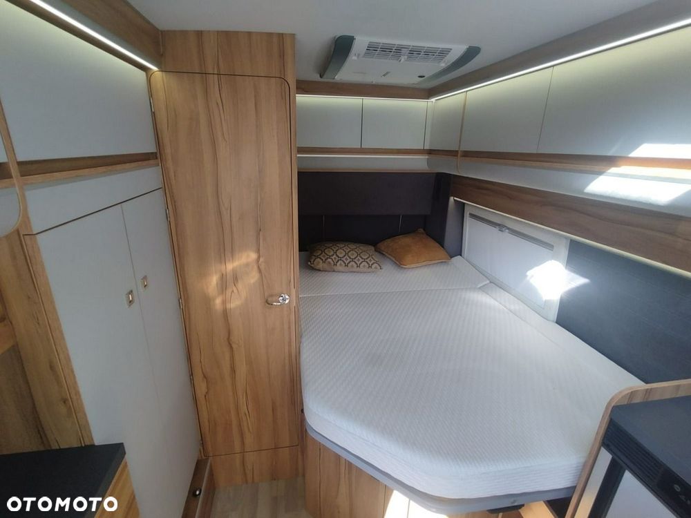 Affinity ONE całoroczny campervan dla czwórki - 16