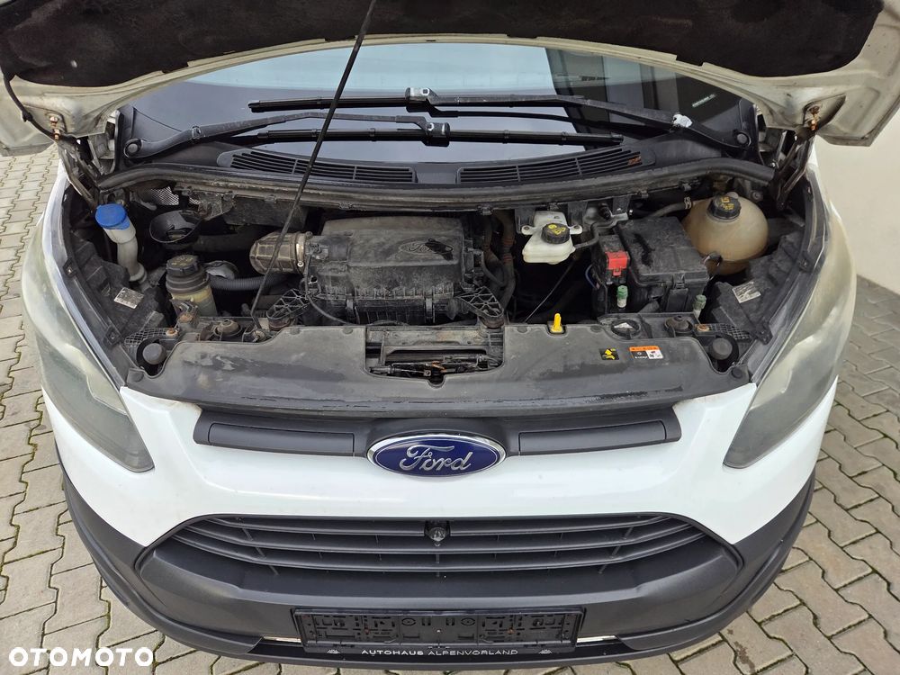 Ford Custom - 19