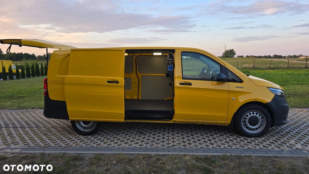 Mercedes-Benz VITO - 11