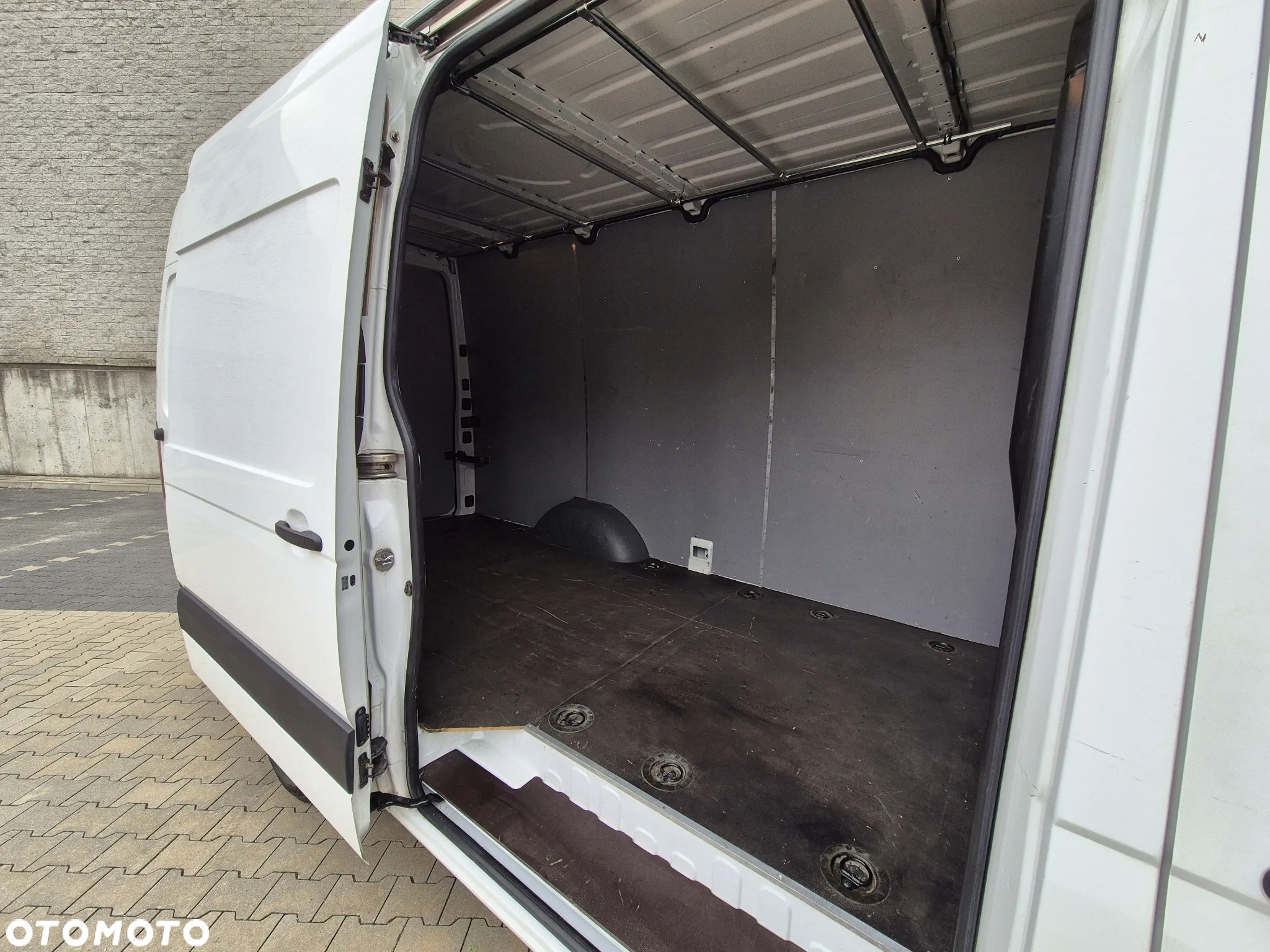 Hyundai H350 - 14