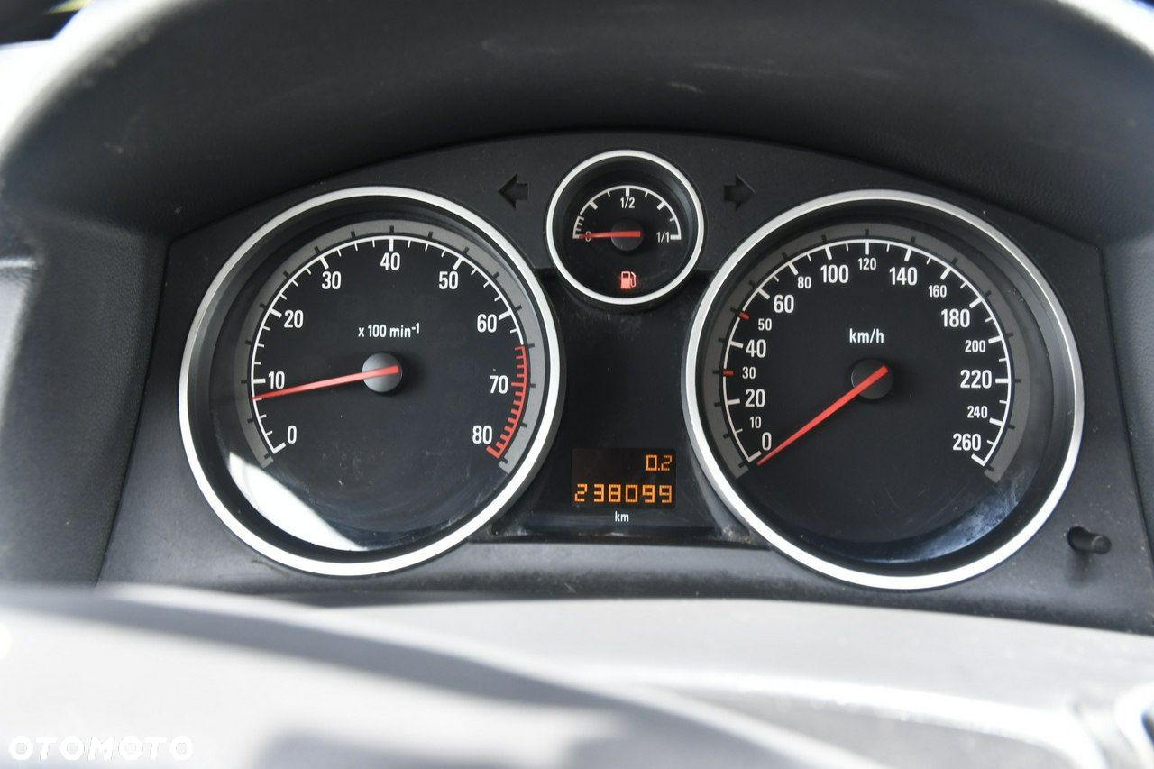 Opel Astra - 27
