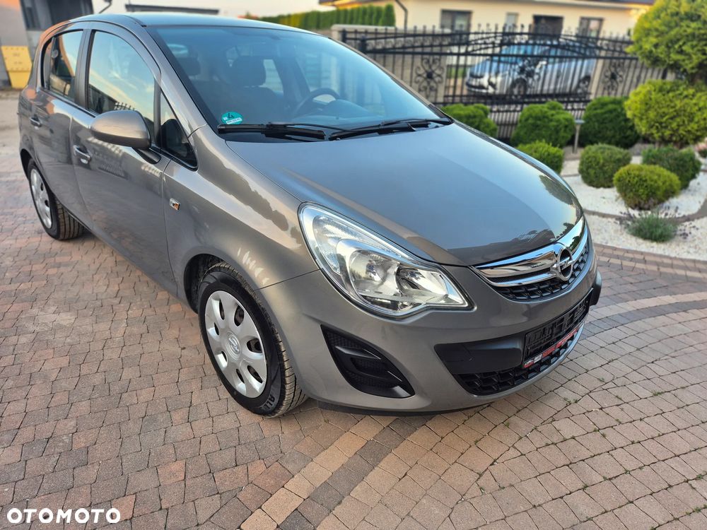 Opel Corsa 1.2 16V Essentia - 8