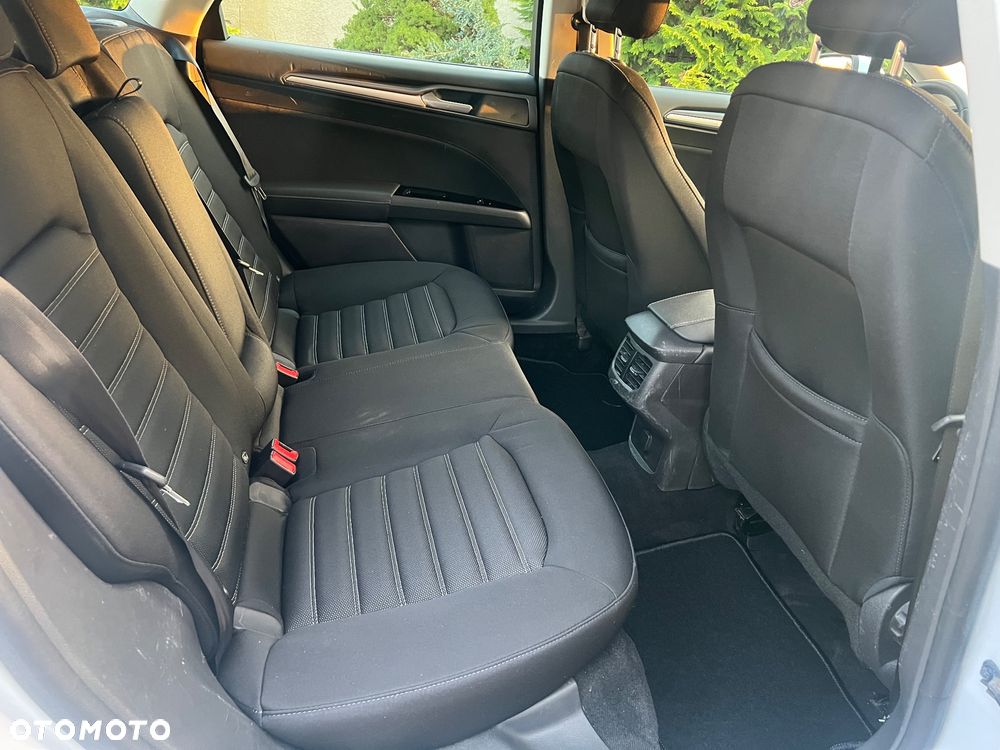 Ford Mondeo 2.0 TDCi ECOnetic Start-Stopp Trend - 34