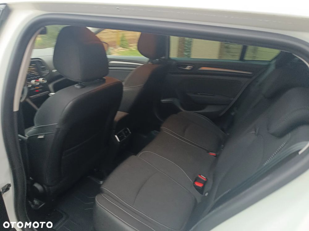 Renault Megane 1.5 Blue dCi Zen - 34