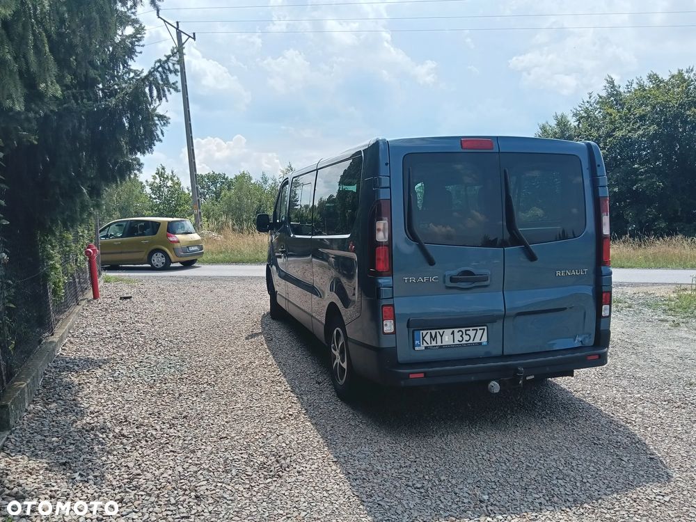 Renault Trafic Grand 1.6 dCi - 21