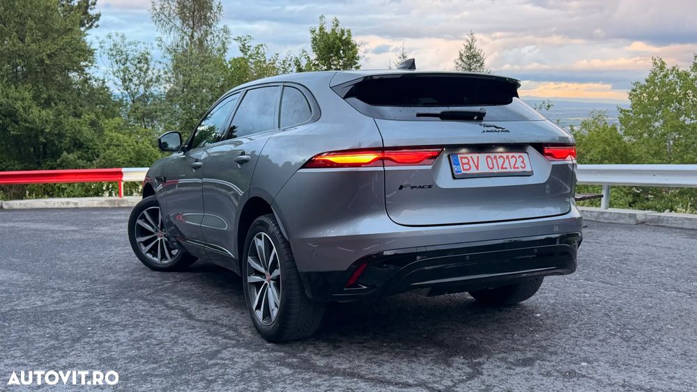 Jaguar F-Pace D200 AWD R-Dynamic SE - 3