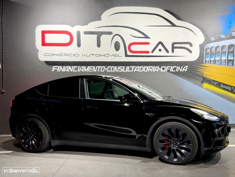 Tesla Model Y Performance Dual Motor AWD - 6