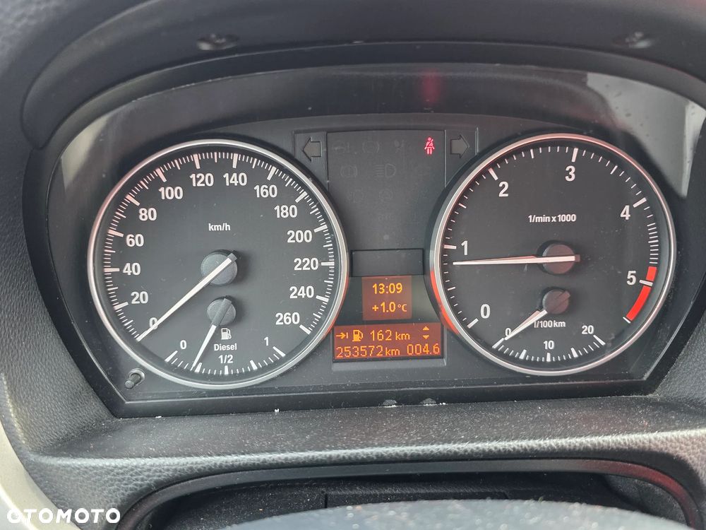 BMW Seria 3 318d DPF - 7