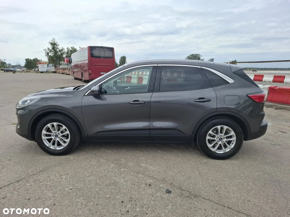 Ford Kuga 1.5 EcoBoost FWD Titanium - 10