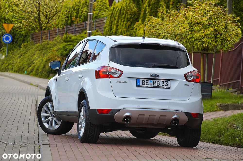 Ford Kuga 2.0 TDCi 4x4 Titanium - 2