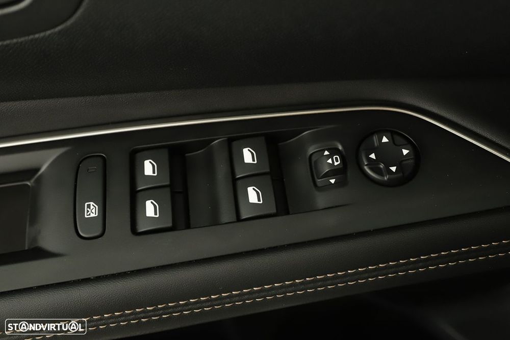 Peugeot 3008 1.2 PureTech GT EAT8 - 20