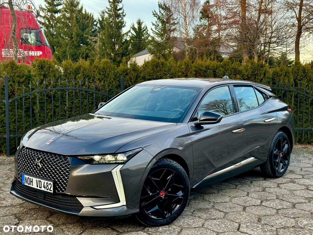 DS Automobiles DS 4 1.5 BlueHDi Performance Line + - 2