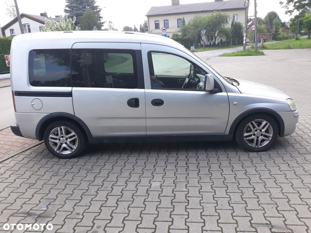 Opel Combo Standard - 11