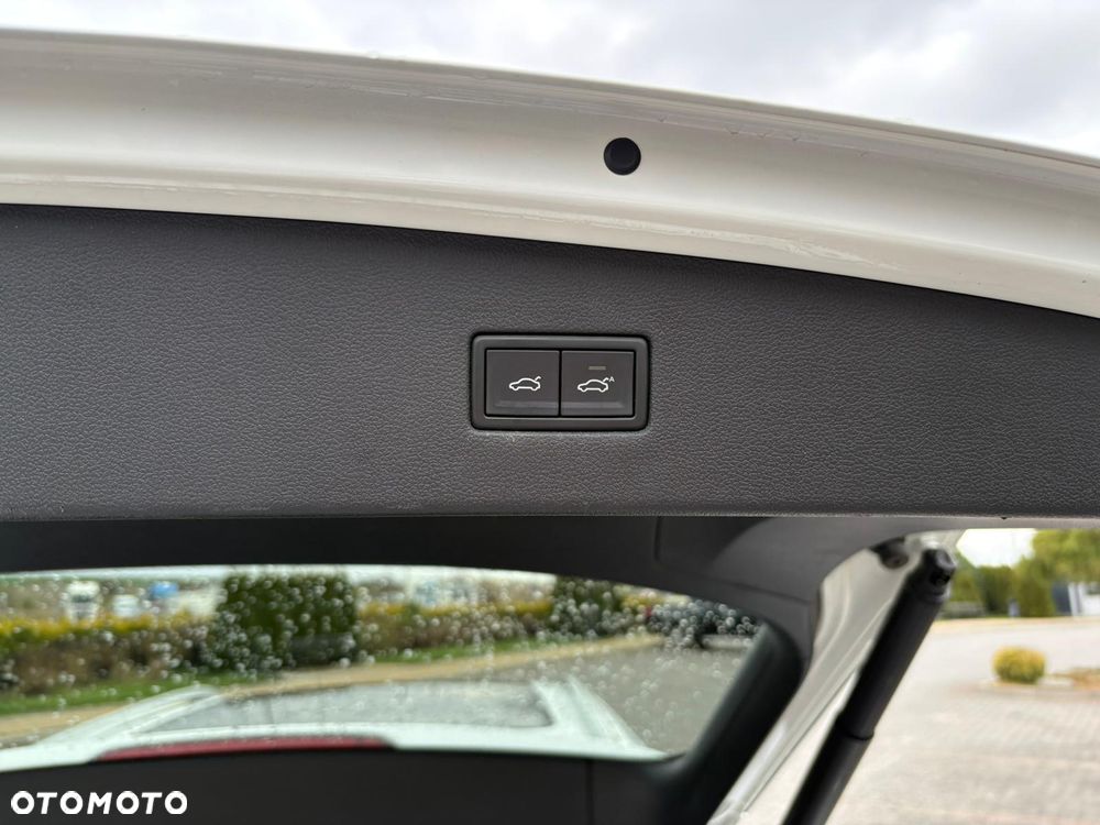 Volkswagen Tiguan 2,0 TSI OPF 4Motion DSG R-Line - 18