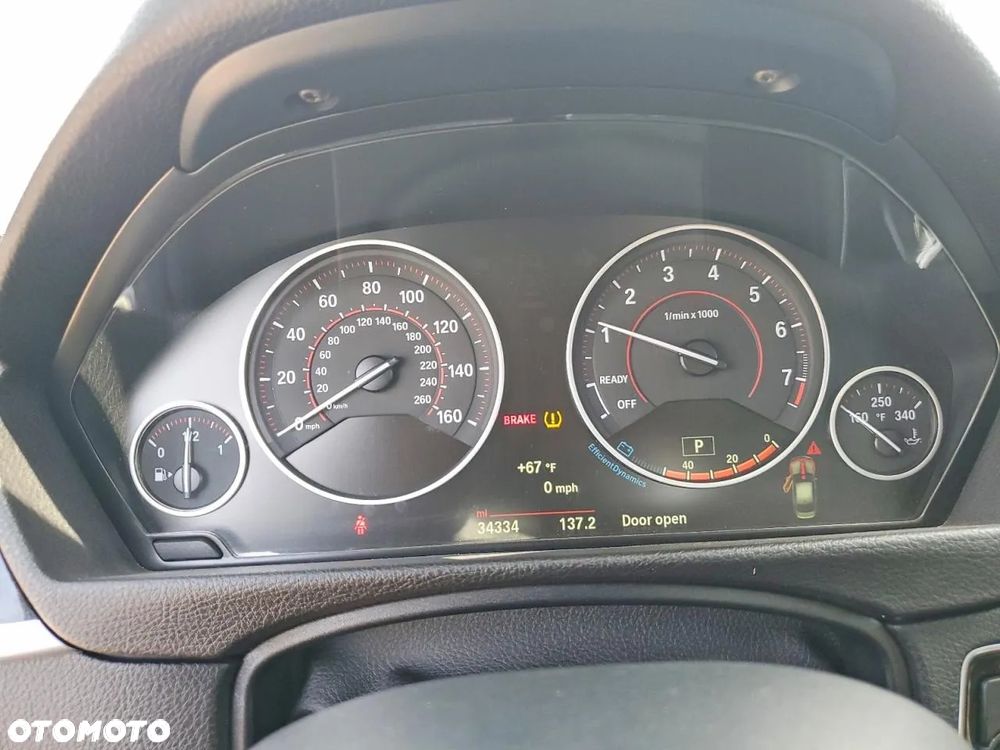 BMW Seria 3 330i Edition M Sport Shadow - 11