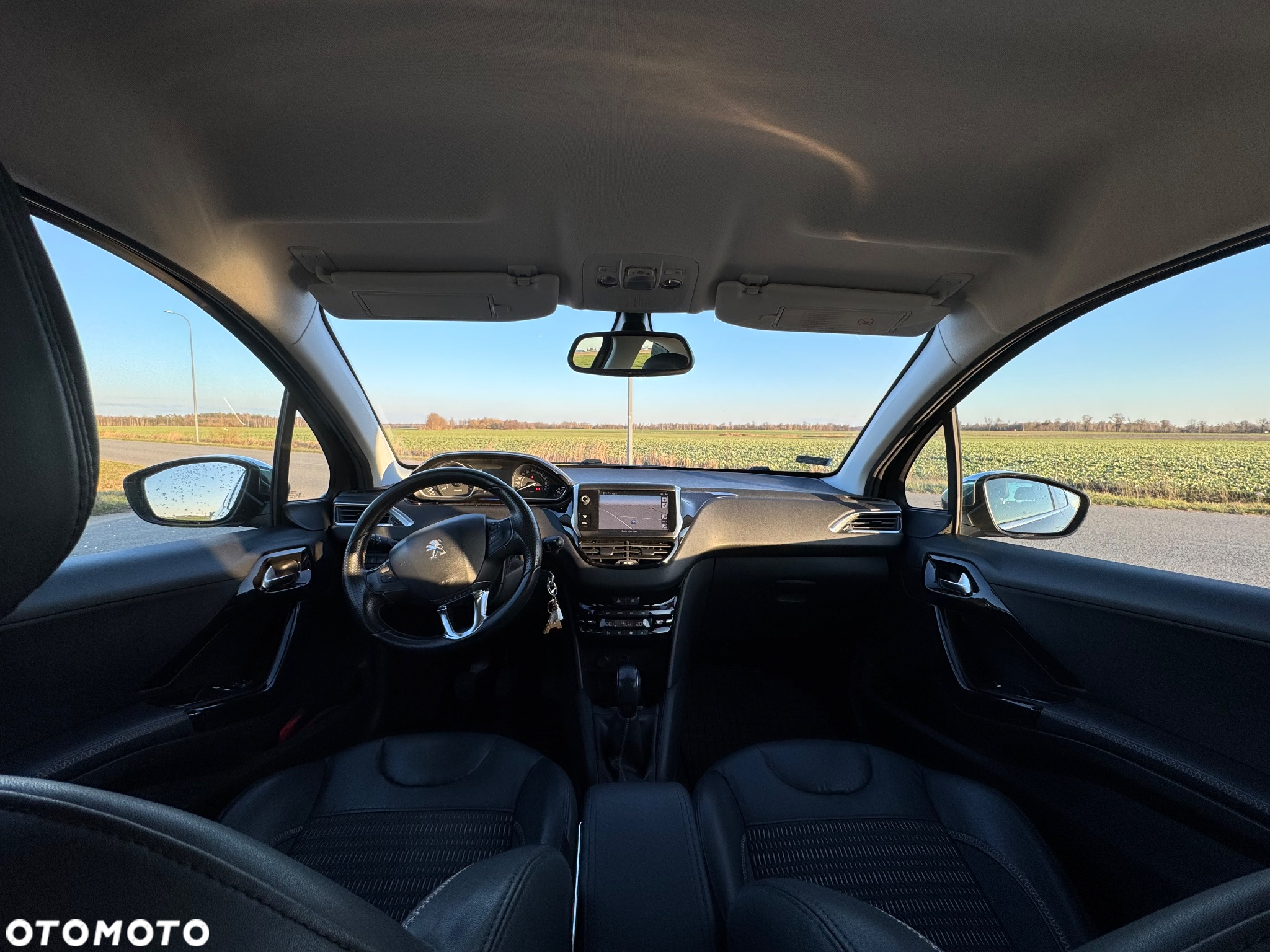 Peugeot 208 - 3