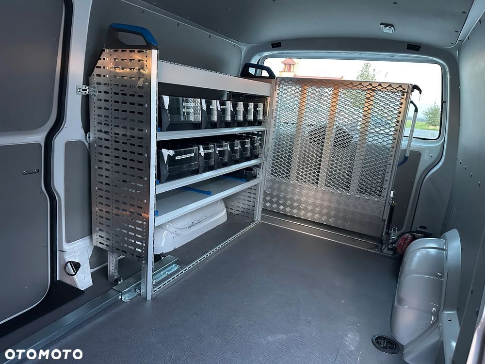 Volkswagen Transporter T6 2.0 TDI 150KM DSG Sortimo ZABUDOWA WARSZTATOWA Rampa dla wózków inwalidzkich - 37