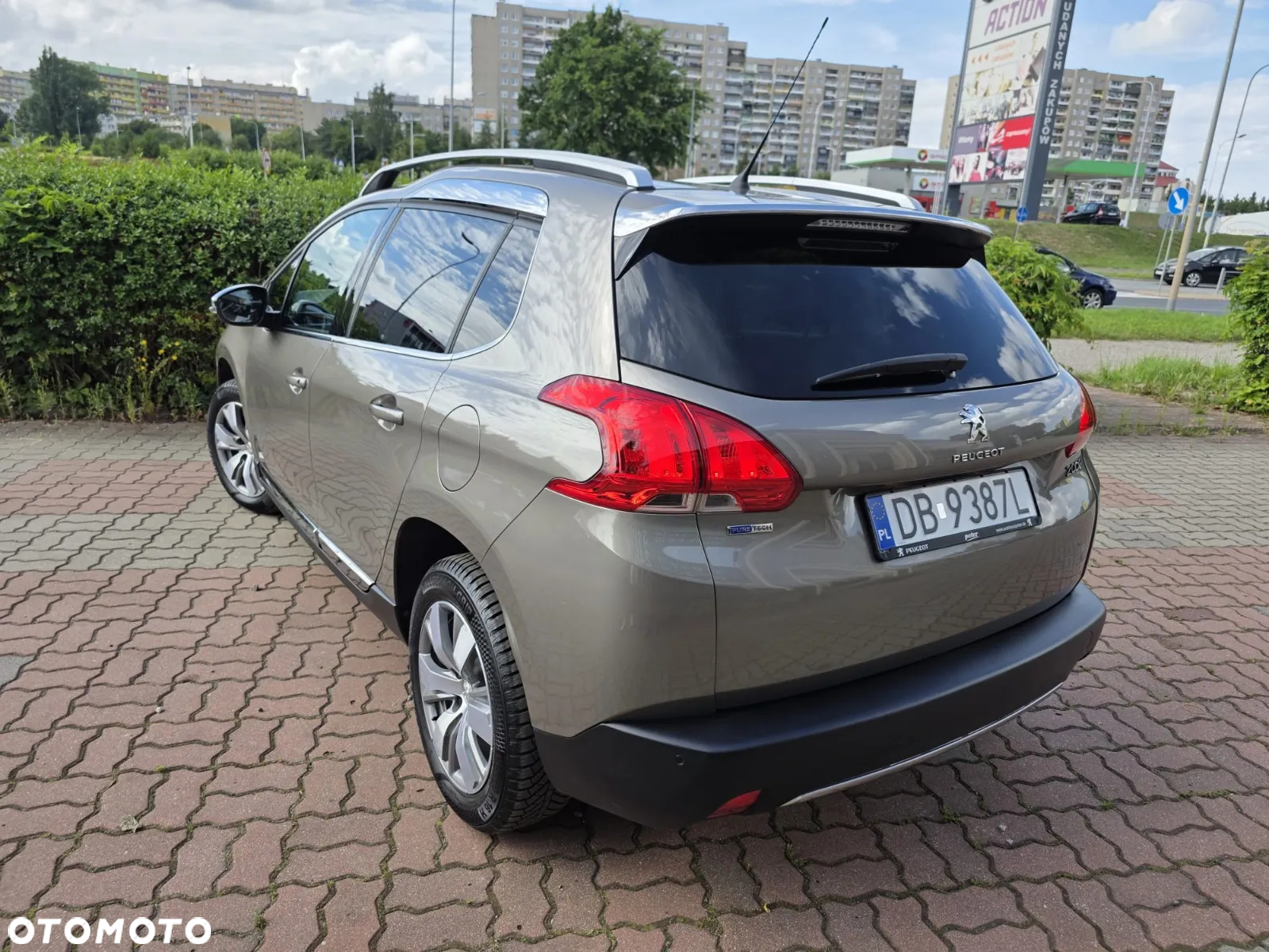 Peugeot 2008 PureTech 110 Stop&Start EAT6 Allure - 7