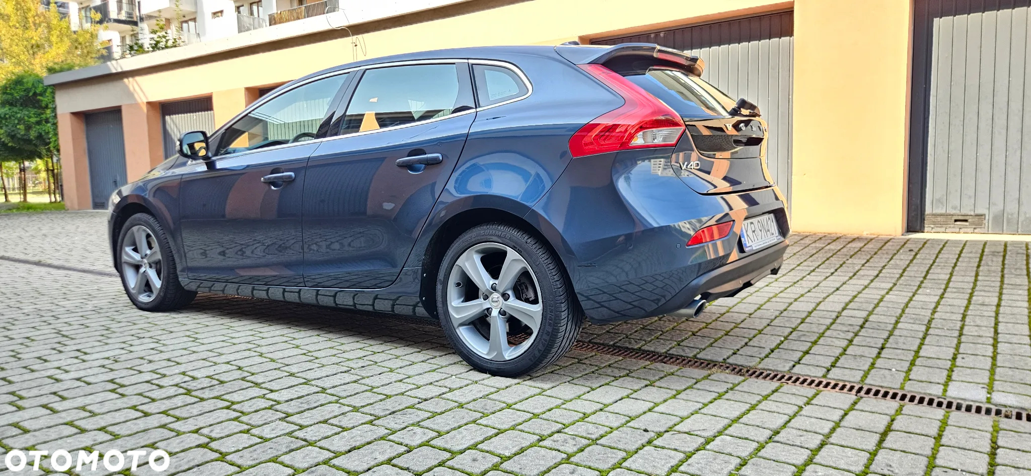 Volvo V40 D3 Drive-E Momentum - 10