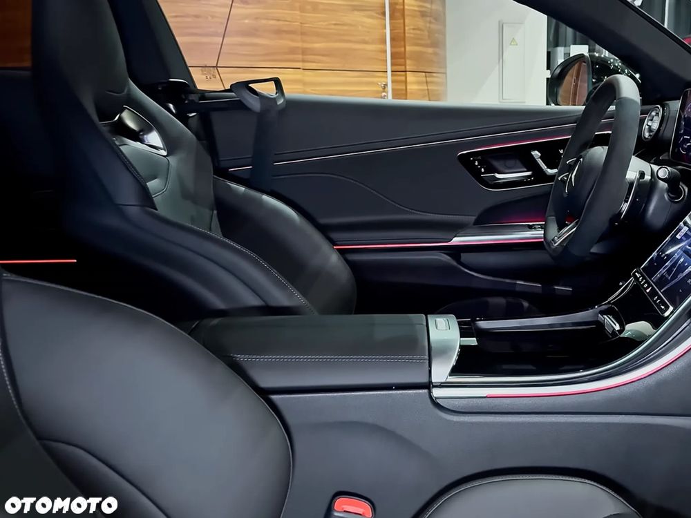 Mercedes-Benz CLE - 5