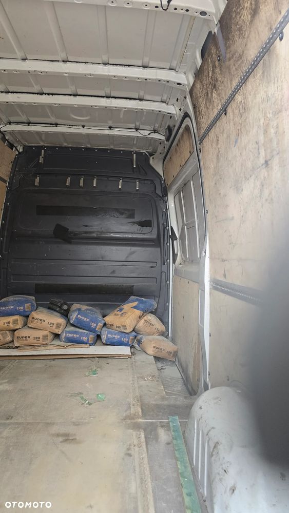 Volkswagen Crafter - 8