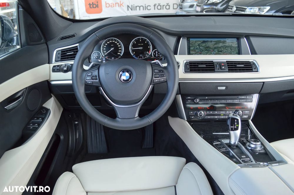 BMW Seria 5 520d Aut. Luxury Line - 36