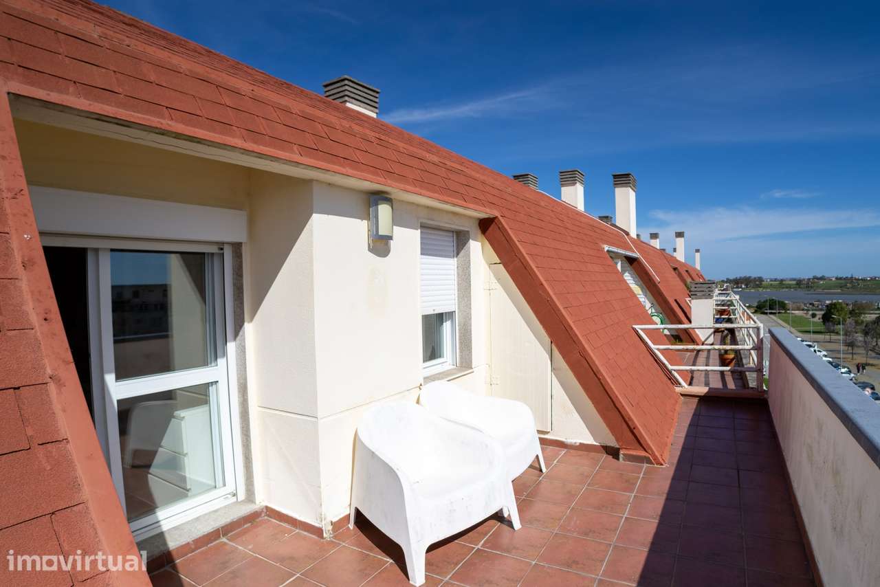 Apartamento T4 DUPLEX Venda em Alhos Vedros,Moita - Grande imagem: 3/60
