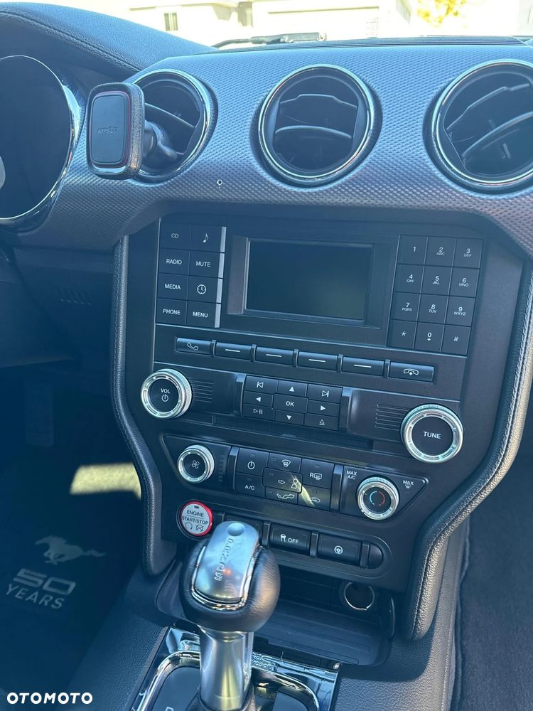 Ford Mustang 5.0 V8 GT - 34