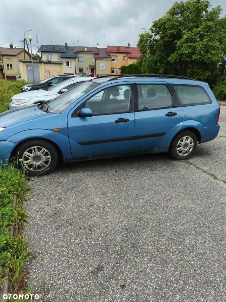 Ford Focus 1.8 Di Ambiente - 1